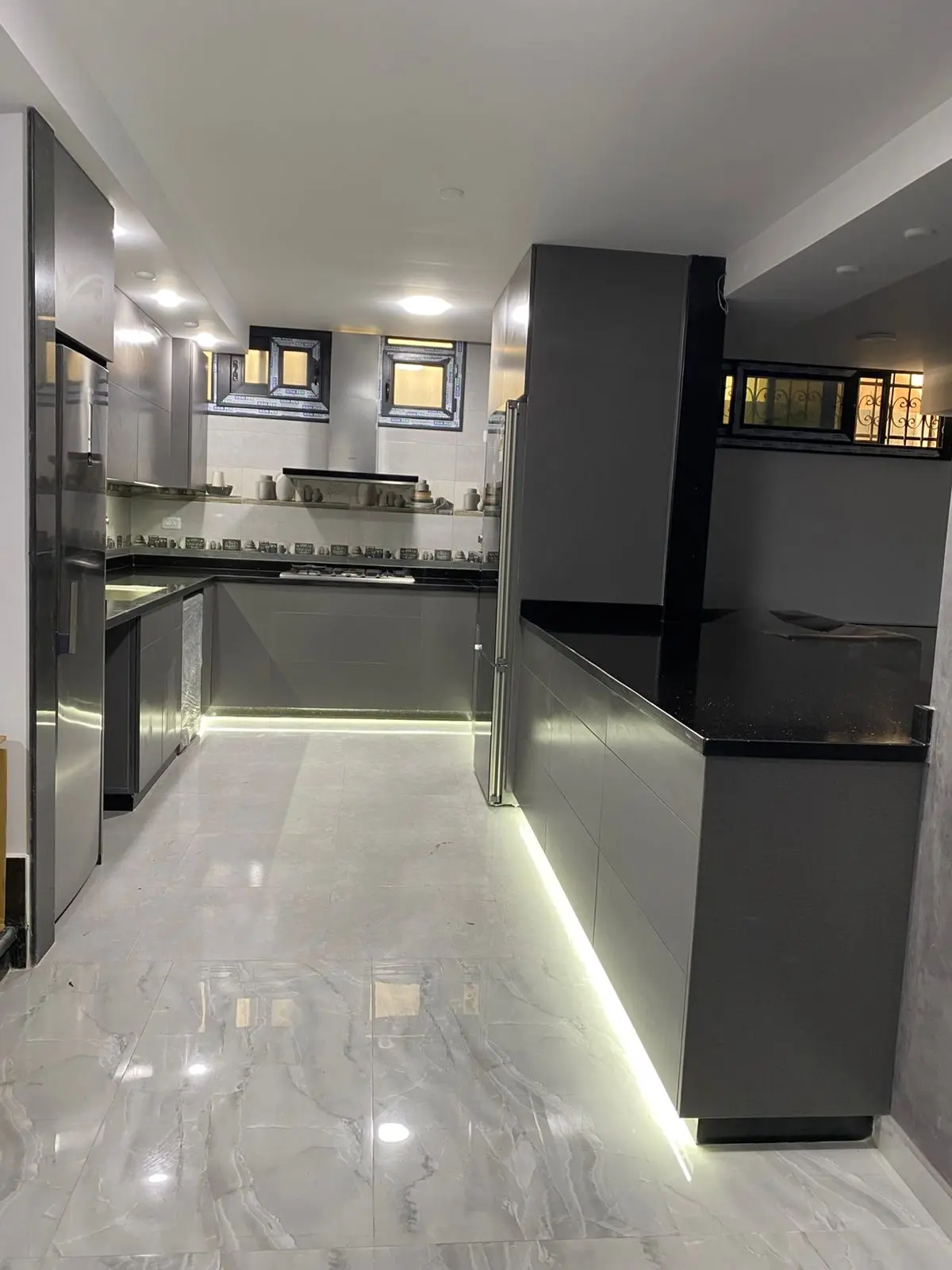 مطابخ وحدات سكنية في الشروق